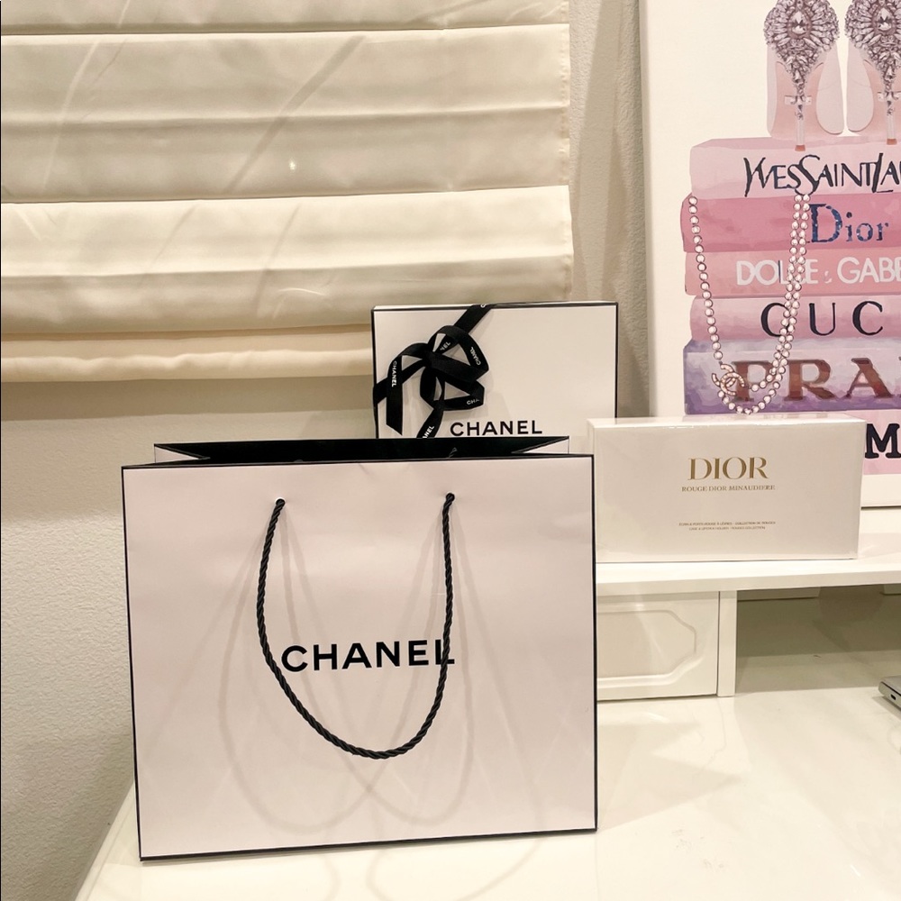 Chanel paper bag